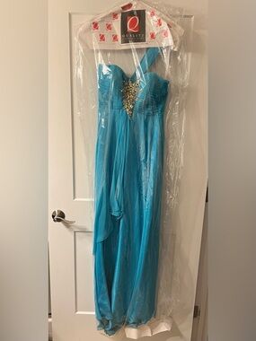 One shoulder blue prom dress size 8